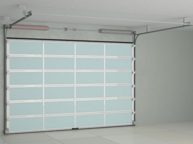 ПРОМЫШЛЕННЫЕ СЕКЦИОННЫЕ ВОРОТА С ПАНОРАМНЫМ ОСТЕКЛЕНИЕМ ISD02 — изображение 2