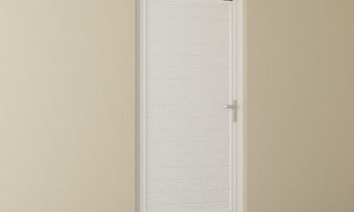 Комплект гаражной двери с заполнением из сэндвич-панелей